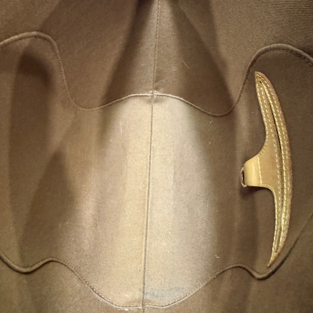 Louis Vuitton Monogram Ellipse MM - Picture 7 of 10